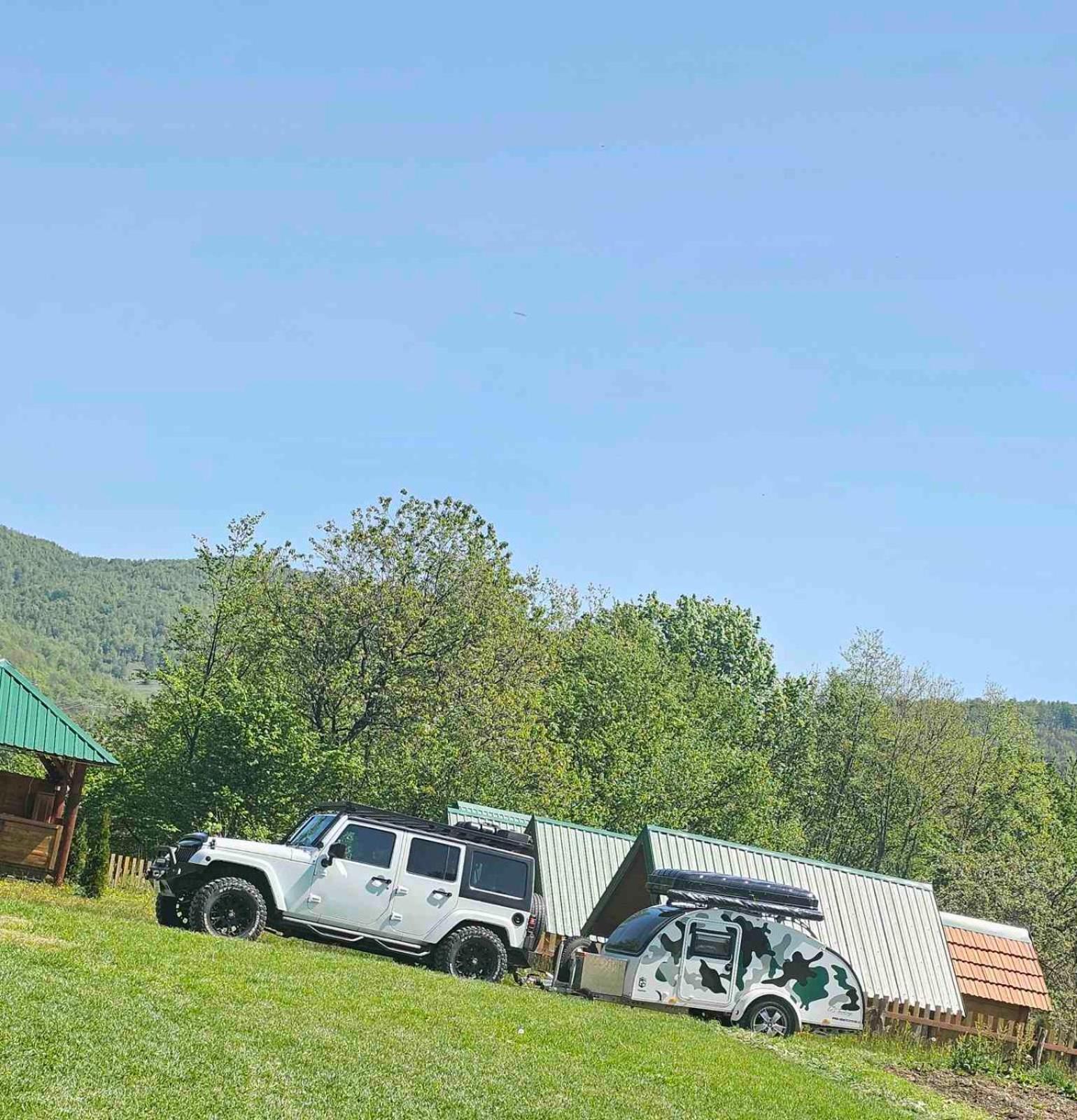 Konaci Oceva Zemlja Bungalovi Konaci Oceva Zemlja Vikendica Мойковац Екстер'єр фото