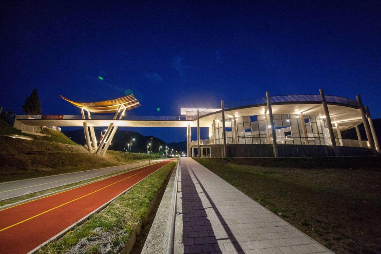 Konaci Oceva Zemlja Bungalovi Konaci Oceva Zemlja Vikendica Мойковац Екстер'єр фото